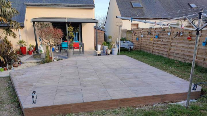 Pose de carrelage terrasse Rennes